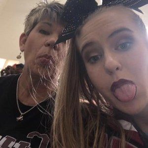 Meet your Posher, Lee